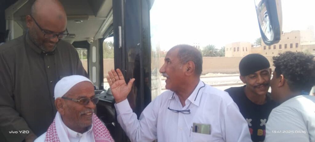 بقشان الخير والعطاء الدائمأكرمه الله من خيره فأكرم…!! بقشان الخير والعطاء الدائمأكرمه الله من خيره فأكرم…!!