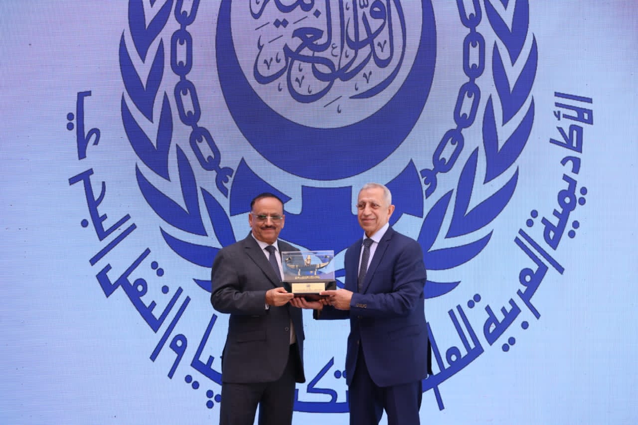 وزير النقل يزور فرع الأكاديمية العربية للعلوم والتكنولوجيا والنقل البحري في مدينة العلمين الجديدة بمصر الشقيقة - وزير النقل يزور فرع الأكاديمية العربية للعلوم والتكنولوجيا والنقل البحري في مدينة العلمين الجديدة بمصر الشقيقة -