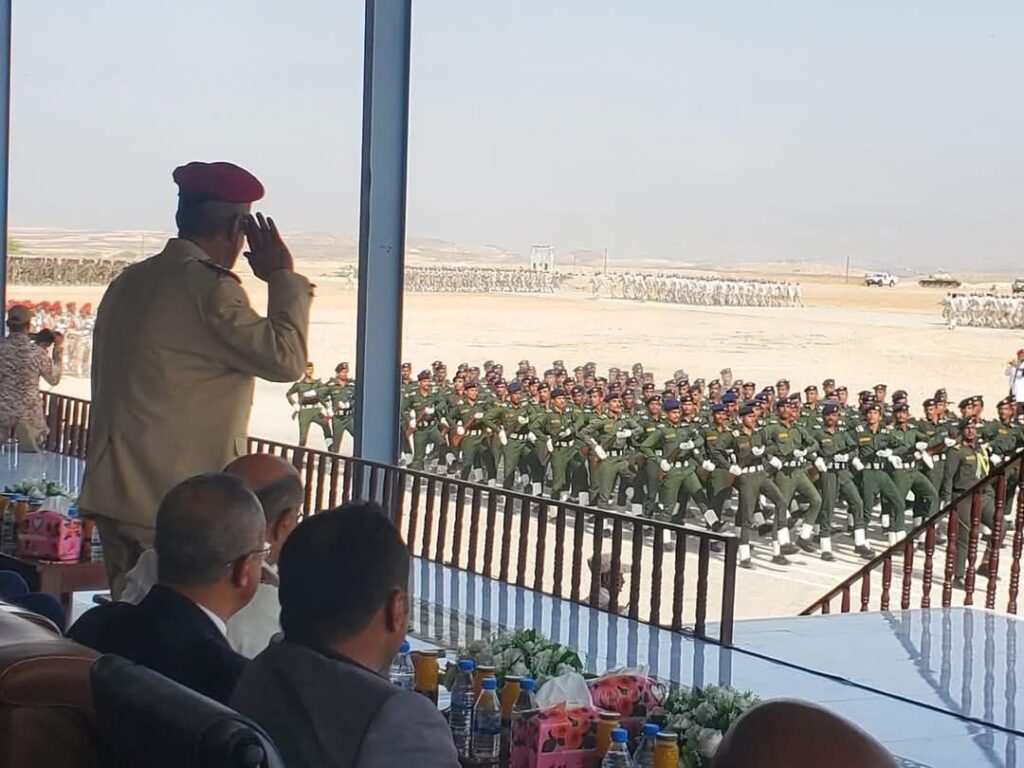 احتفاءً بالذكرى التاسعة لتحرير المكلا وتأسيس قوات النخبة الحضرمية … المكلا تشهد عرضا عسكريا مهيبا احتفاءً بالذكرى التاسعة لتحرير المكلا وتأسيس قوات النخبة الحضرمية … المكلا تشهد عرضا عسكريا مهيبا