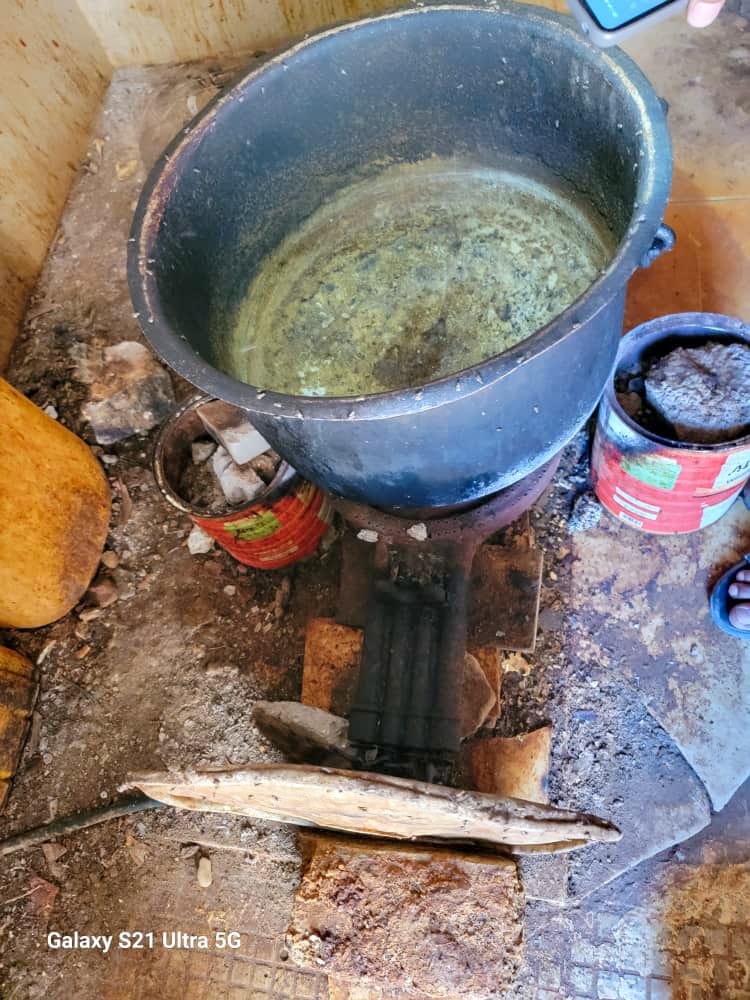 شاهد بالصور… حملة تفتيشية تغلق عدد من مطابخ تحضير وجبات الكراش " أحشاء الأسماك " بسبب مخالفات صحية بمدينة الشحر شاهد بالصور… حملة تفتيشية تغلق عدد من مطابخ تحضير وجبات الكراش " أحشاء الأسماك " بسبب مخالفات صحية بمدينة الشحر