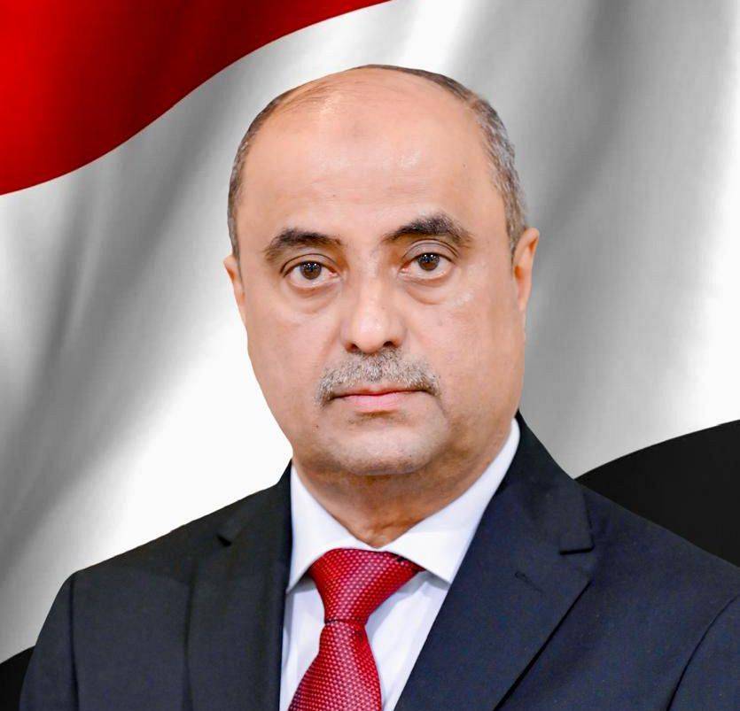 الحكومة اليمنية تعد بحلول جذرية للخدمات والعملة وسط اتساع رقعة الاحتجاجات - الحكومة اليمنية تعد بحلول جذرية للخدمات والعملة وسط اتساع رقعة الاحتجاجات -