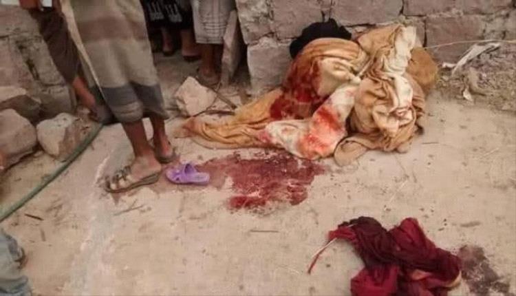 جريمة مروعة تهز محافظة تعز.. شاب يقتل والدته ويصيب شقيقه جريمة مروعة تهز محافظة تعز.. شاب يقتل والدته ويصيب شقيقه