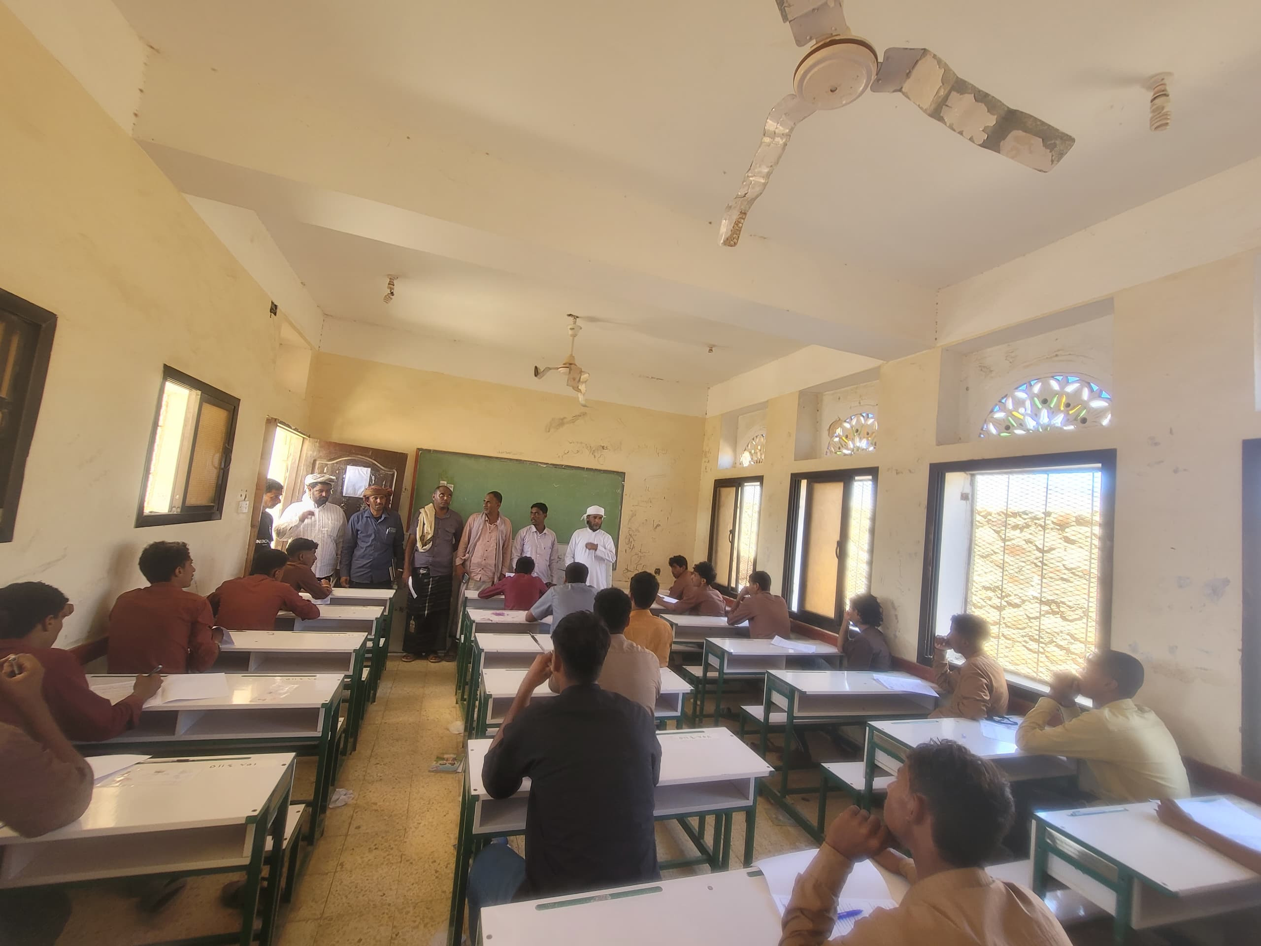 انتقالي سقطرى يدشّن الامتحانات النهائية لطلاب الثانوية العامة بالمحافظة انتقالي سقطرى يدشّن الامتحانات النهائية لطلاب الثانوية العامة بالمحافظة