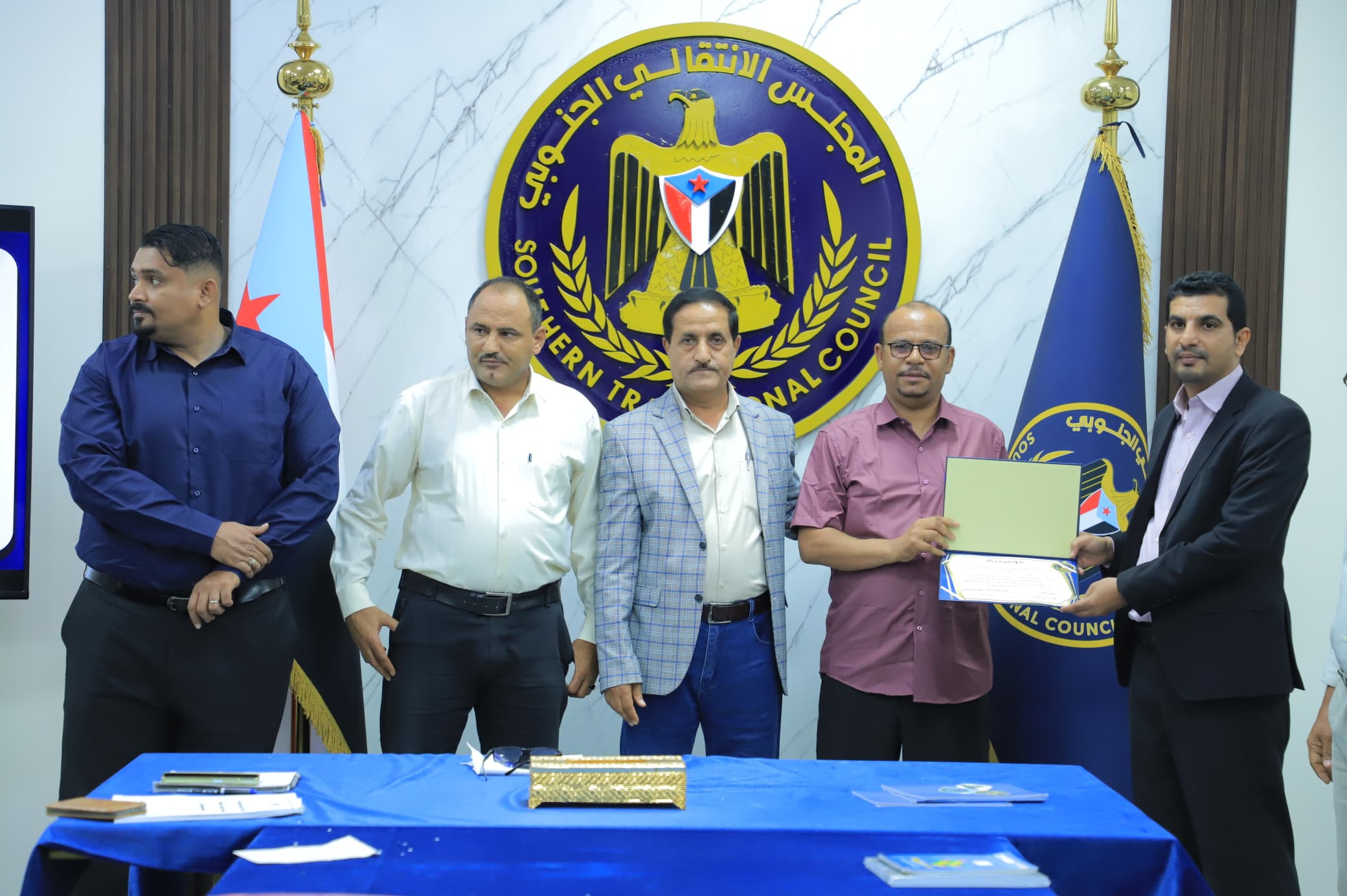 الأمانة العامة تختتم اللقاء التشاوري مع الإدارات القانونية في الهيئات المحلية بالمحافظات الأمانة العامة تختتم اللقاء التشاوري مع الإدارات القانونية في الهيئات المحلية بالمحافظات