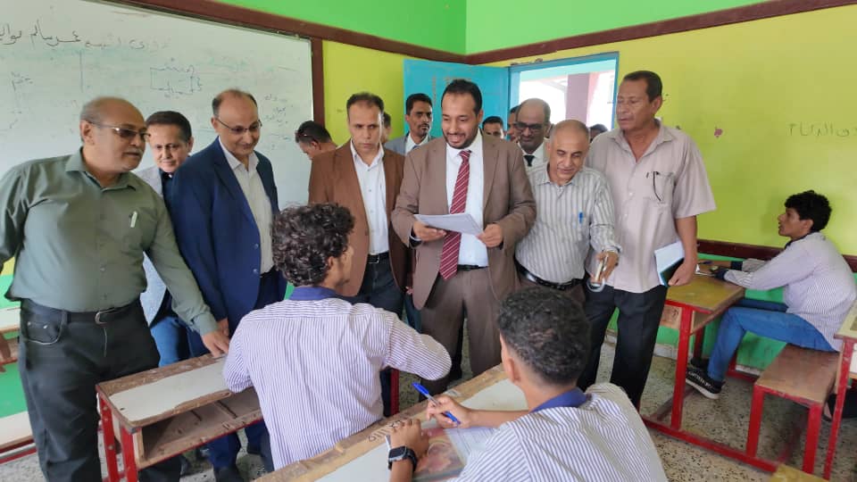 الوزير العكبري يدشن اختبارات شهادة الثانوية العامة للعام الدراسي ٢٠٢٥/٢٠٢٤م الوزير العكبري يدشن اختبارات شهادة الثانوية العامة للعام الدراسي ٢٠٢٥/٢٠٢٤م