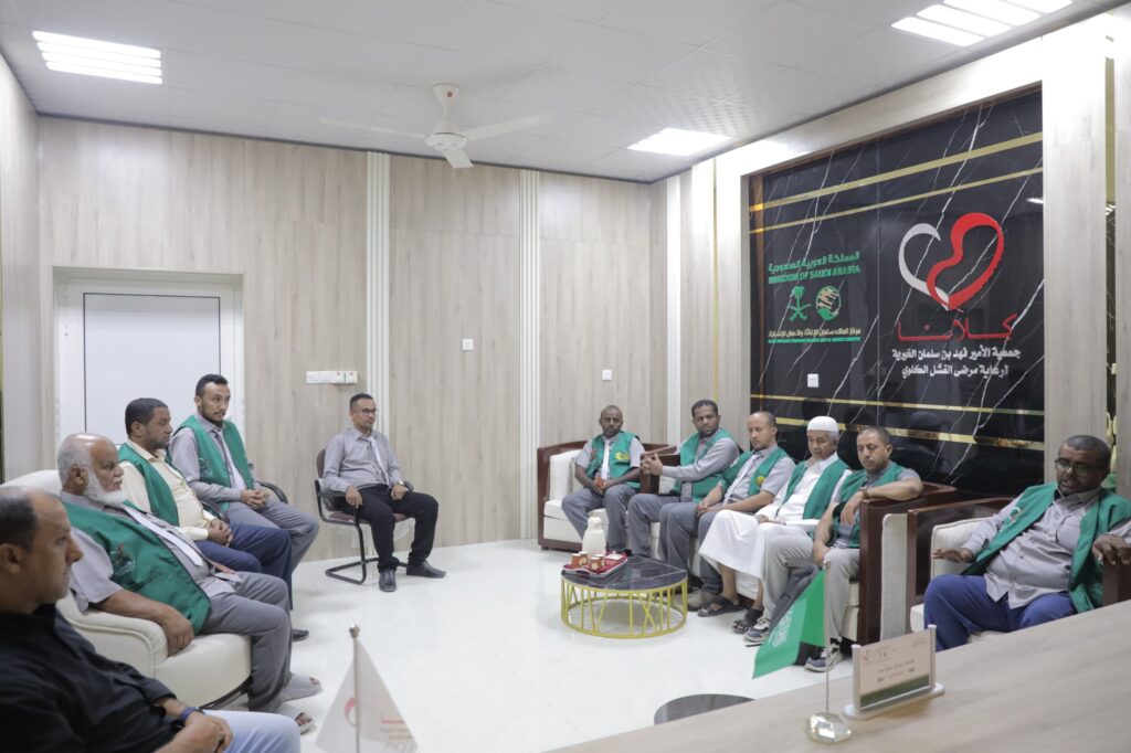 مدير المشروع يتابع سير العمل والتقرير الربعي السادس في مشروع تشغيل مركز فاطمة بابطين الطبي - سيئون مدير المشروع يتابع سير العمل والتقرير الربعي السادس في مشروع تشغيل مركز فاطمة بابطين الطبي - سيئون