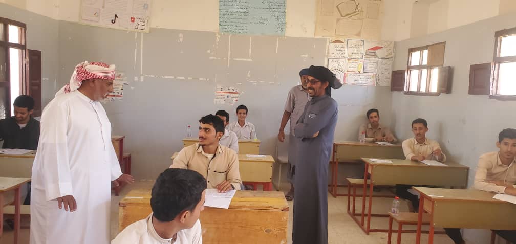 مدير عام مديرية رماه يدشن بدء إختبارات إنهاء مرحلة الثانوية بالمديرية مدير عام مديرية رماه يدشن بدء إختبارات إنهاء مرحلة الثانوية بالمديرية