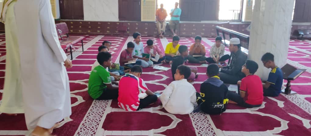 مكتب وزارة الأوقاف والإرشاد ساحل حضرموت يدشن حملة النزولات للمراكز والمخيمات الصيفية التعليمية لعام 2025م مكتب وزارة الأوقاف والإرشاد ساحل حضرموت يدشن حملة النزولات للمراكز والمخيمات الصيفية التعليمية لعام 2025م