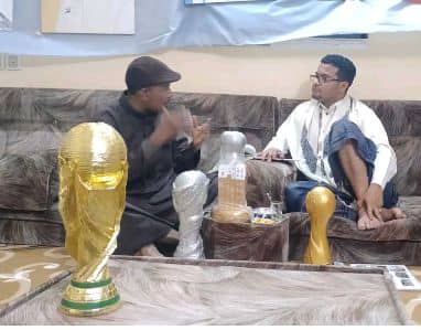 مدير مكتب الشباب والرياضة بوادي حضرموت يزور معرض الفنان يعقوب هبشان ويشيد بأعماله الفنية مدير مكتب الشباب والرياضة بوادي حضرموت يزور معرض الفنان يعقوب هبشان ويشيد بأعماله الفنية