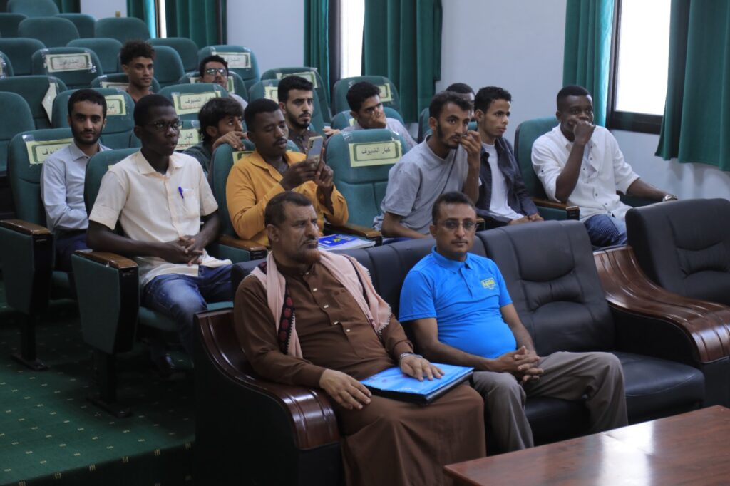 ضمن جهود التوعية الصحية المجتمعية… محاضرة في جامعة المهرة تسلط الضوء على مرض الفشل الكلوي وطرق الوقاية ضمن جهود التوعية الصحية المجتمعية… محاضرة في جامعة المهرة تسلط الضوء على مرض الفشل الكلوي وطرق الوقاية