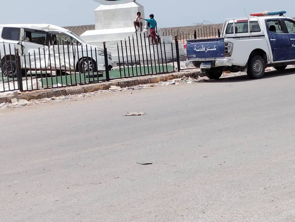 حادث مروري مروّع في جولة الريان - بسبب السرعة الزائدة "شاهد الصور" حادث مروري مروّع في جولة الريان - بسبب السرعة الزائدة "شاهد الصور"