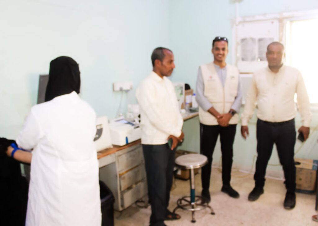 مدير الصحة في بروم ميفع يتفقد سير مشروع الرعاية الصحية المجتمعية بالمركز الصحي ببروم مدير الصحة في بروم ميفع يتفقد سير مشروع الرعاية الصحية المجتمعية بالمركز الصحي ببروم