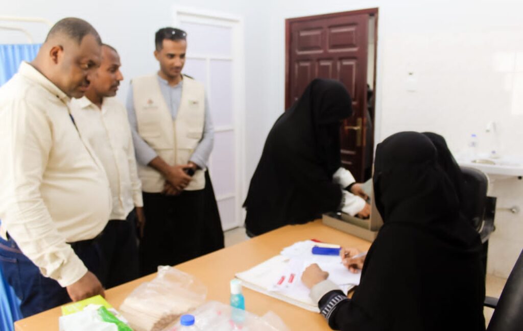 مدير الصحة في بروم ميفع يتفقد سير مشروع الرعاية الصحية المجتمعية بالمركز الصحي ببروم مدير الصحة في بروم ميفع يتفقد سير مشروع الرعاية الصحية المجتمعية بالمركز الصحي ببروم