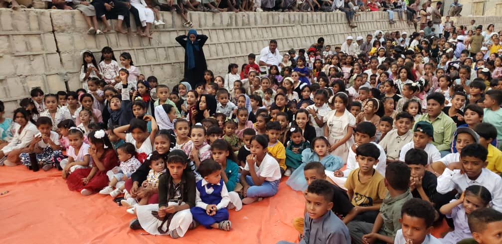 مهرجان عيد الصغيرين التراثي الخامس للعام 1446هـ بمنطقتي الروضة و أعلا الروضة بالقطن "شاهد الصور" مهرجان عيد الصغيرين التراثي الخامس للعام 1446هـ بمنطقتي الروضة و أعلا الروضة بالقطن "شاهد الصور"