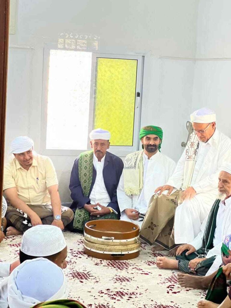 مدير عام مديرية عمد يشارك أبناء المديرية فرحة عيد الأضحى المبارك مدير عام مديرية عمد يشارك أبناء المديرية فرحة عيد الأضحى المبارك