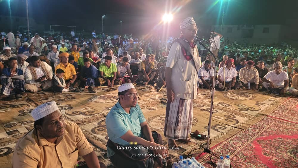 حين تُزفّ الفرحة جماعيًا.. ثبي تحتفل بـ116عريسًا وعروسه في ليلة فرائيحية بهيجة شاهد الصور حين تُزفّ الفرحة جماعيًا.. ثبي تحتفل بـ116عريسًا وعروسه في ليلة فرائيحية بهيجة شاهد الصور