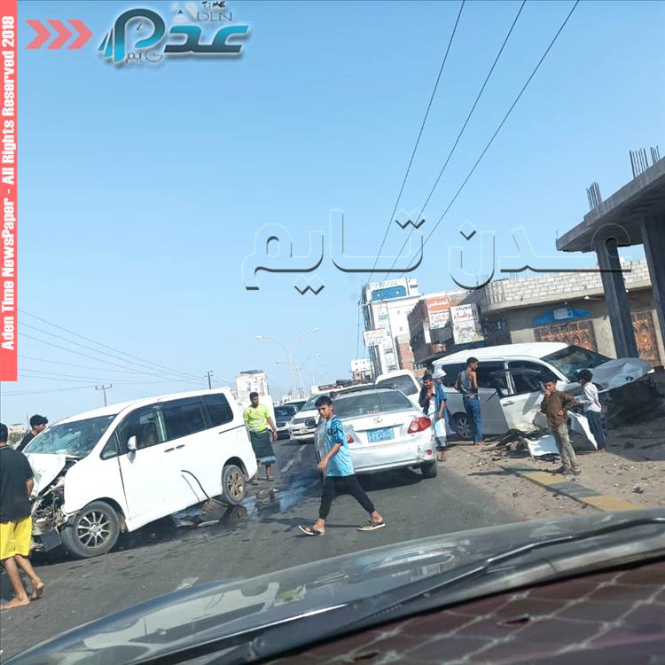 اخبار عدن - بالصور.. حادث مرعب بين سيارتين في طريق مدينة الشعب بالعاصمة عدن اخبار عدن - بالصور.. حادث مرعب بين سيارتين في طريق مدينة الشعب بالعاصمة عدن