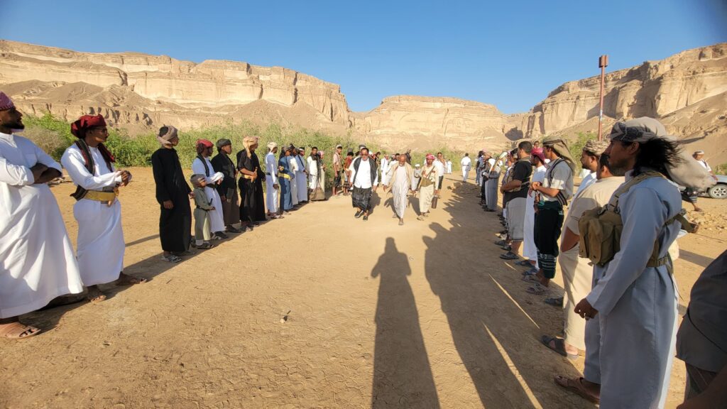 قبائل يافع بوادي وصحراء حضرموت تحيي عوادها السنوي بالعُظرس وسط أجواء من الفرح والوحدة "شاهد الصور" قبائل يافع بوادي وصحراء حضرموت تحيي عوادها السنوي بالعُظرس وسط أجواء من الفرح والوحدة "شاهد الصور"