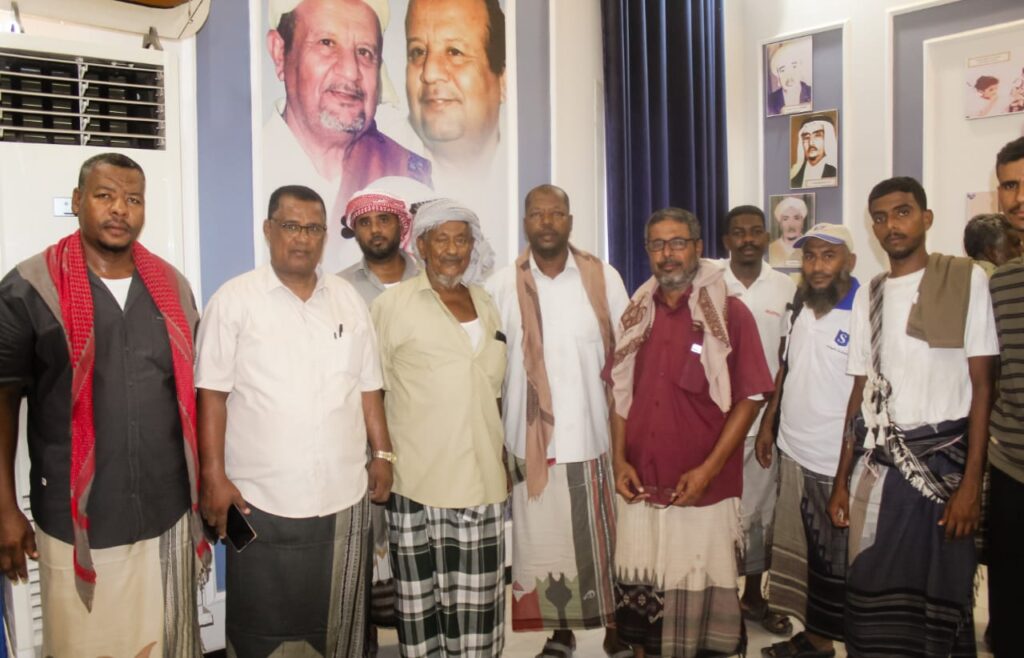 بعثة فريق وحدة غيضة البهيش تزور متحف المحضار وتغير محل الإقامة من نادي سمعون إلى مسابح المهدمي بعثة فريق وحدة غيضة البهيش تزور متحف المحضار وتغير محل الإقامة من نادي سمعون إلى مسابح المهدمي