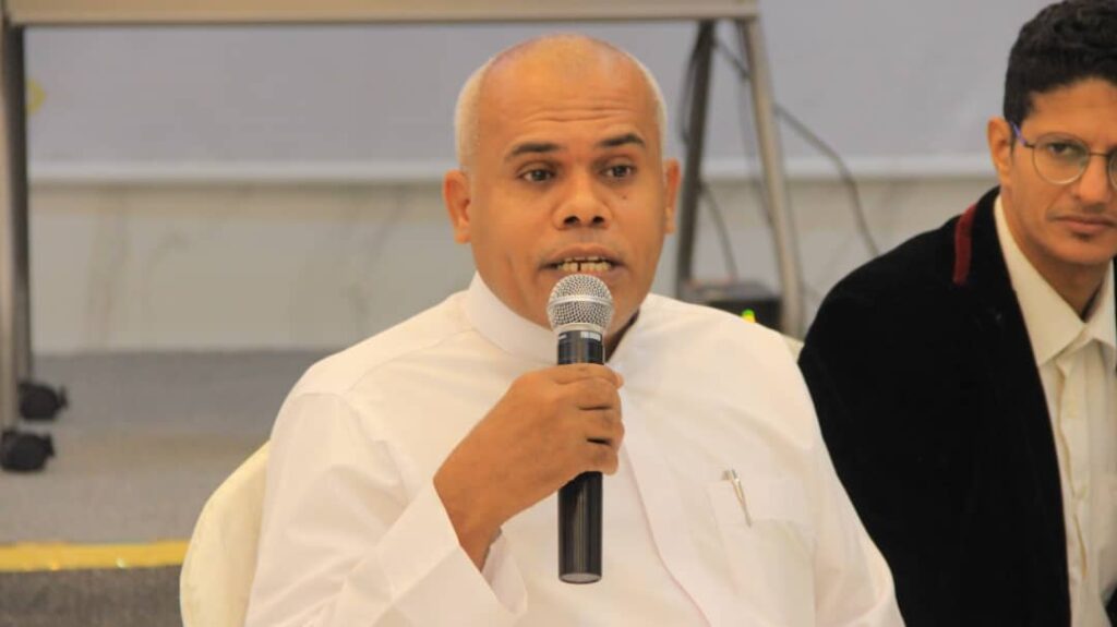 ضمن ورشة علمية نوعية عن الاستثمار الرياضي ودور الإعلام في دعمه ، تجربة نادي اتحاد حضرموت تحظى بإشادة واسعة ضمن ورشة علمية نوعية عن الاستثمار الرياضي ودور الإعلام في دعمه ، تجربة نادي اتحاد حضرموت تحظى بإشادة واسعة