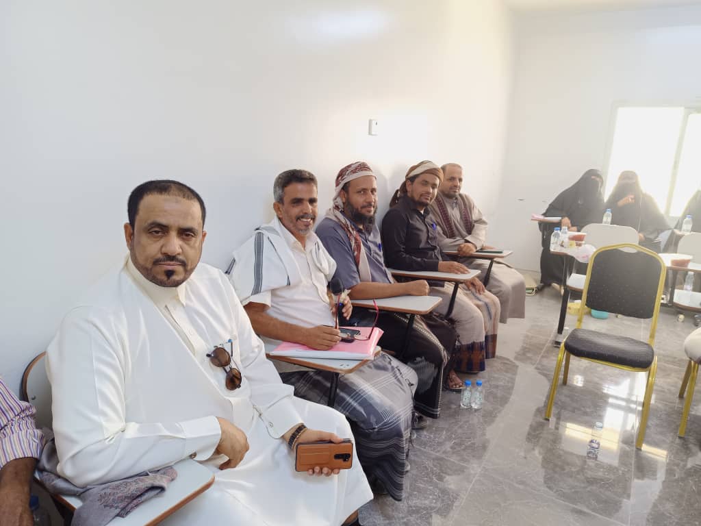 اللجنة العامة ( أنا المعلم ) بوادي وصحراء حضرموت تقر عدد من الخطوات التصعيدية اللجنة العامة ( أنا المعلم ) بوادي وصحراء حضرموت تقر عدد من الخطوات التصعيدية