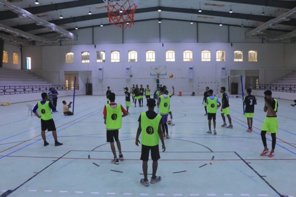 شاهد بالصور … أستعراض شبابي ورياضي بمناسبة اليوم العالمي الأولمبي بمدينة سيئون شاهد بالصور … أستعراض شبابي ورياضي بمناسبة اليوم العالمي الأولمبي بمدينة سيئون