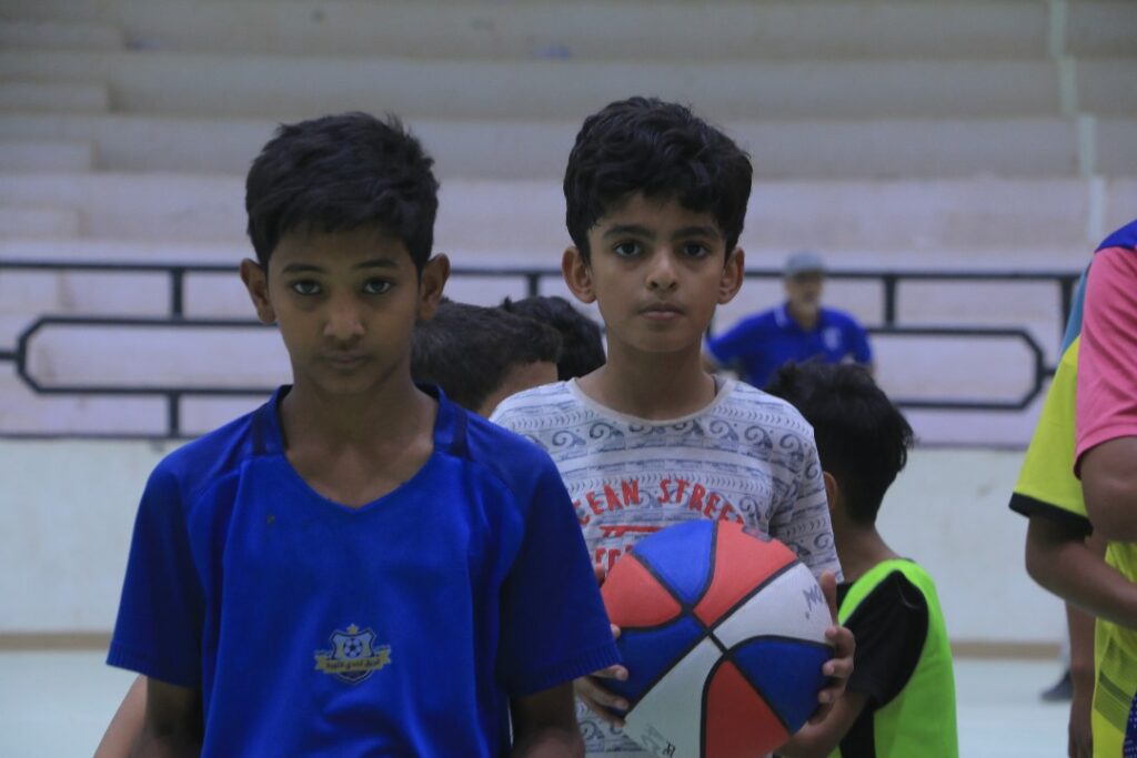 شاهد بالصور … أستعراض شبابي ورياضي بمناسبة اليوم العالمي الأولمبي بمدينة سيئون شاهد بالصور … أستعراض شبابي ورياضي بمناسبة اليوم العالمي الأولمبي بمدينة سيئون