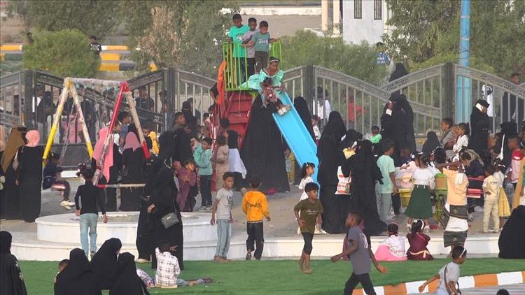 اخبار وتقارير - صور - أجواء عيدية مفعمة بالفرح في زنجبار بمحافظة أبين اخبار وتقارير - صور - أجواء عيدية مفعمة بالفرح في زنجبار بمحافظة أبين