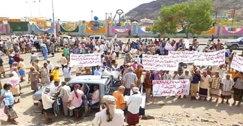 بدء صرف التسوية المالية مع راتب مايو لمنتسبي الجيش الجنوبي السابق بدء صرف التسوية المالية مع راتب مايو لمنتسبي الجيش الجنوبي السابق