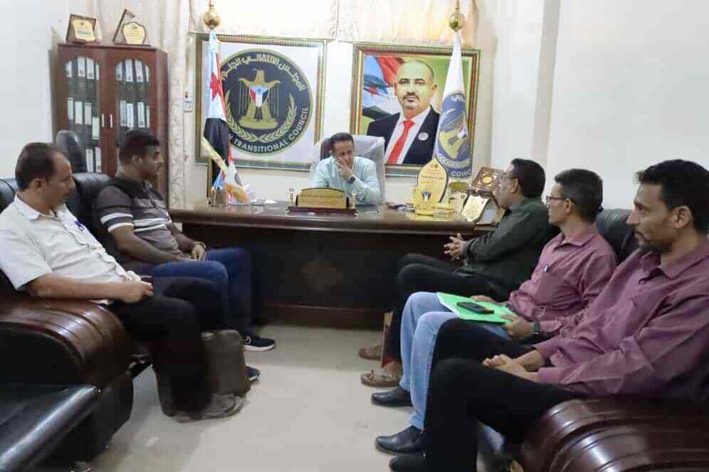 رئيس انتقالي لحج "الحالمي" يبحث مع منسقية الجامعة تشكيل المجالس الطلابية - رئيس انتقالي لحج "الحالمي" يبحث مع منسقية الجامعة تشكيل المجالس الطلابية -