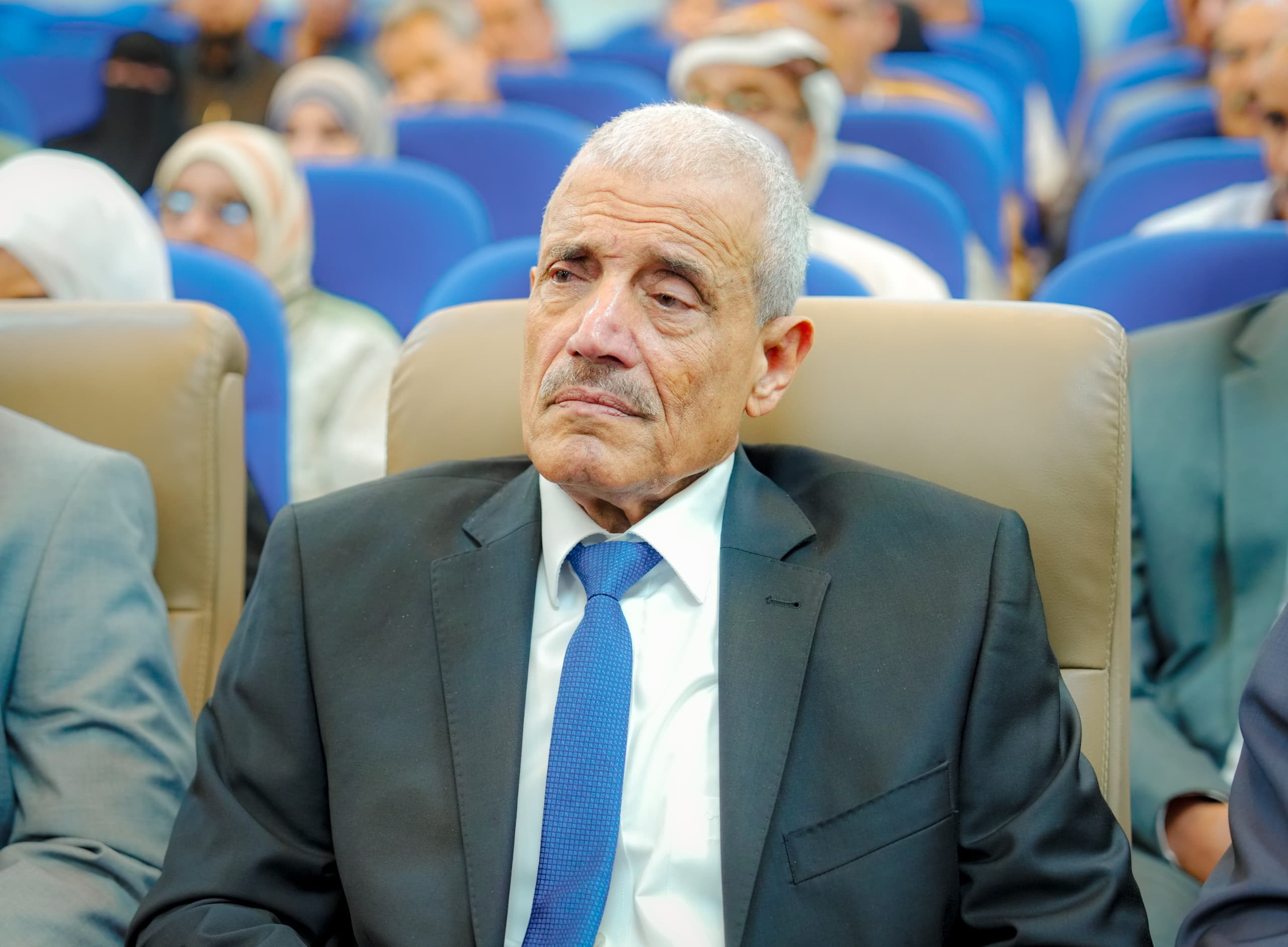 الرئيس الزُبيدي يرأس اجتماعاً موسعاً لقيادات المجلس الانتقالي الجنوبي الرئيس الزُبيدي يرأس اجتماعاً موسعاً لقيادات المجلس الانتقالي الجنوبي