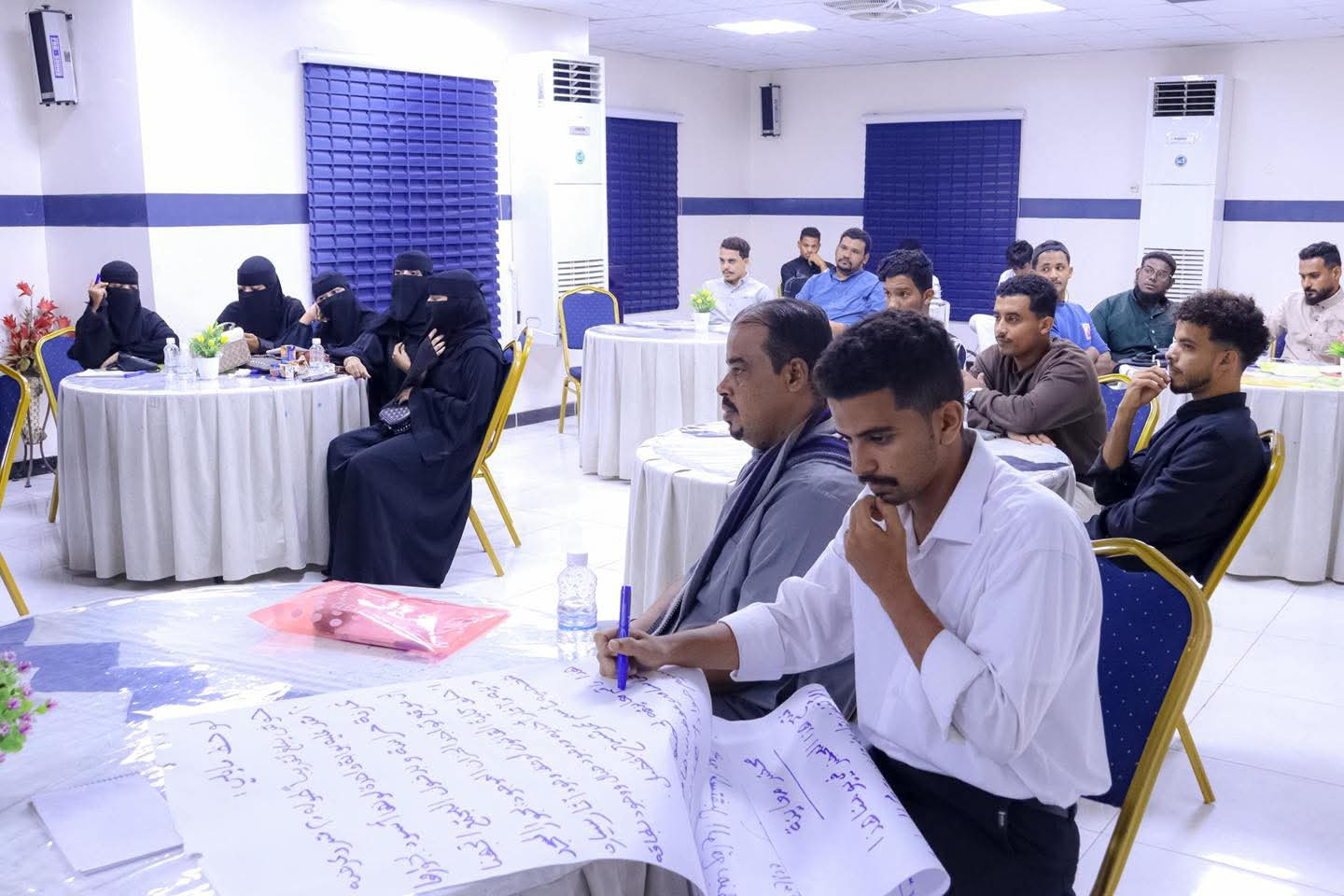 منسقية الانتقالي في كلية القانون بجامعة حضرموت تختتم برنامج "بناء القدرات في التحقيق الجنائي" منسقية الانتقالي في كلية القانون بجامعة حضرموت تختتم برنامج "بناء القدرات في التحقيق الجنائي"