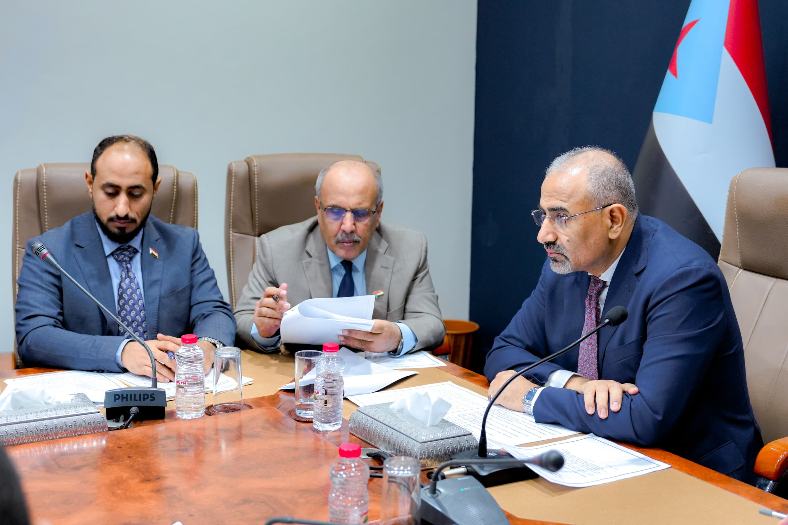 هيئة الرئاسة تقف أمام مستجدات الأوضاع المحلية وخطط التطوير التنظيمي بالمجلس هيئة الرئاسة تقف أمام مستجدات الأوضاع المحلية وخطط التطوير التنظيمي بالمجلس