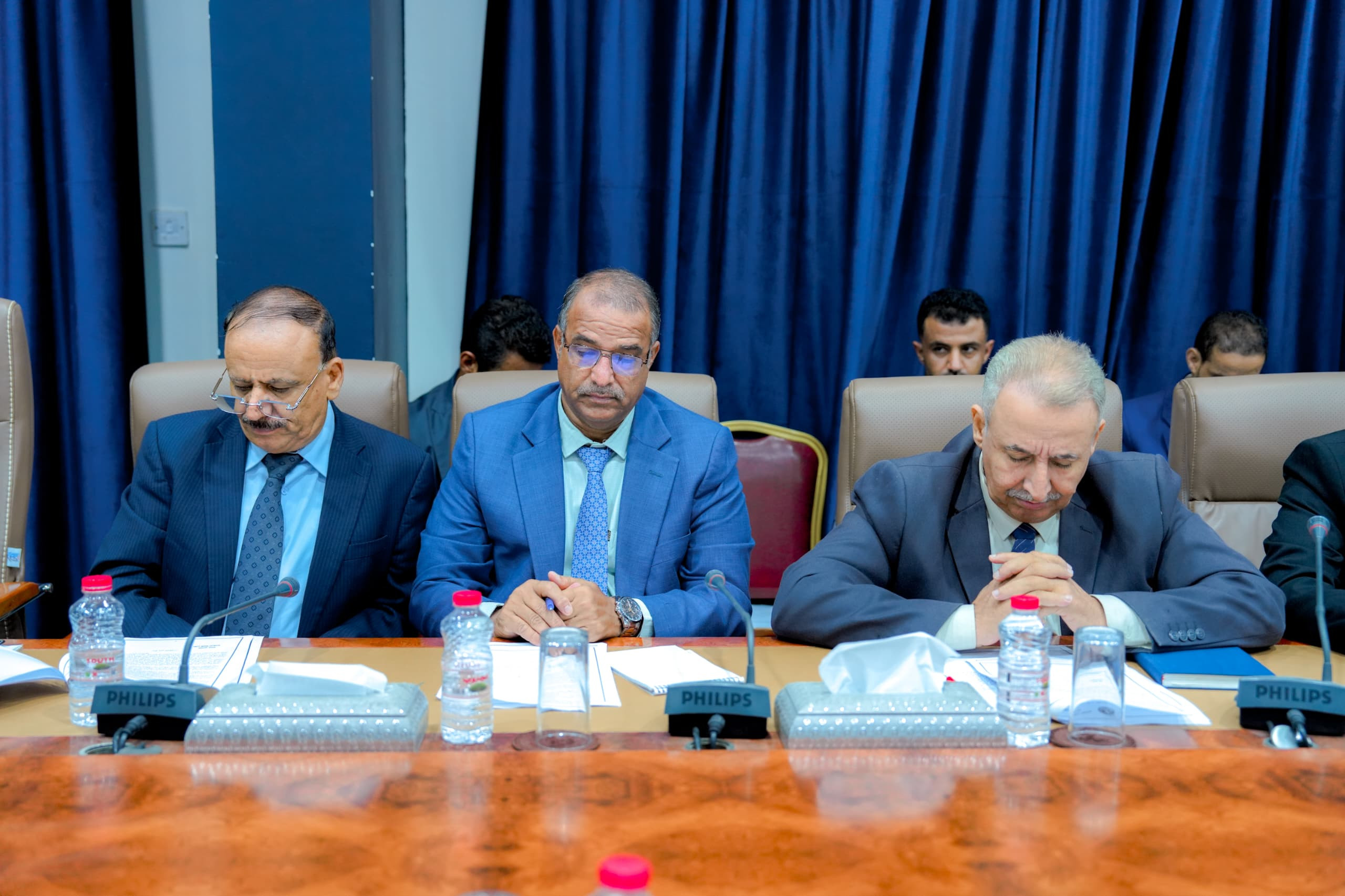 هيئة الرئاسة تقف أمام مستجدات الأوضاع المحلية وخطط التطوير التنظيمي بالمجلس هيئة الرئاسة تقف أمام مستجدات الأوضاع المحلية وخطط التطوير التنظيمي بالمجلس