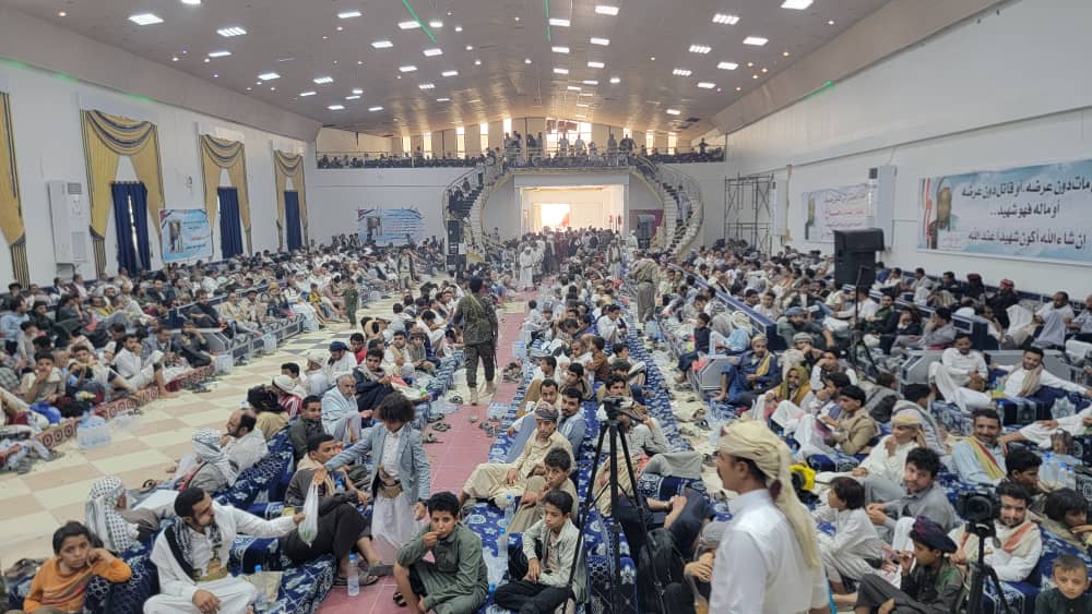 السلطة المحلية بمحافظة ريمة تقيم مجلس عزاء في مأرب للشهيد الشيخ صالح حنتوس. السلطة المحلية بمحافظة ريمة تقيم مجلس عزاء في مأرب للشهيد الشيخ صالح حنتوس.