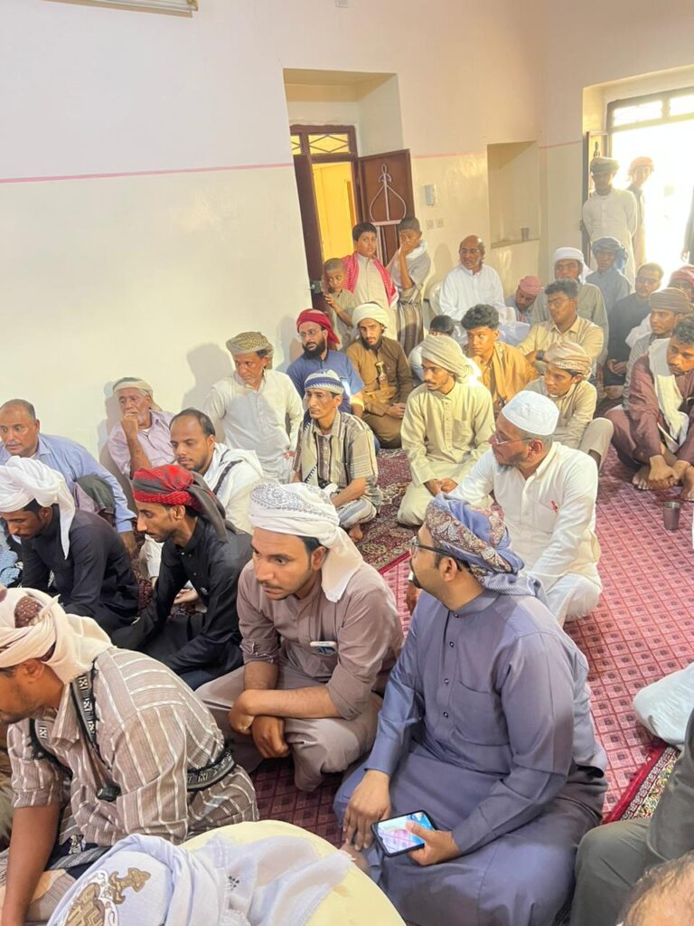 ال جعفر بن سالم بن طالب ينصبون مقدماً خلف للمقدم المرحوم القاضي محمد علي بن طالب ال جعفر بن سالم بن طالب ينصبون مقدماً خلف للمقدم المرحوم القاضي محمد علي بن طالب