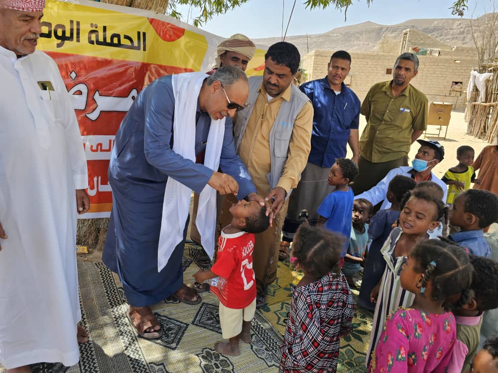 تدشين الحملة الوطنية الطارئة للتحصين ضد مرض شلل الأطفال بمديرية السوم (الجولة الأولى- يوليو 2025م) تدشين الحملة الوطنية الطارئة للتحصين ضد مرض شلل الأطفال بمديرية السوم (الجولة الأولى- يوليو 2025م)