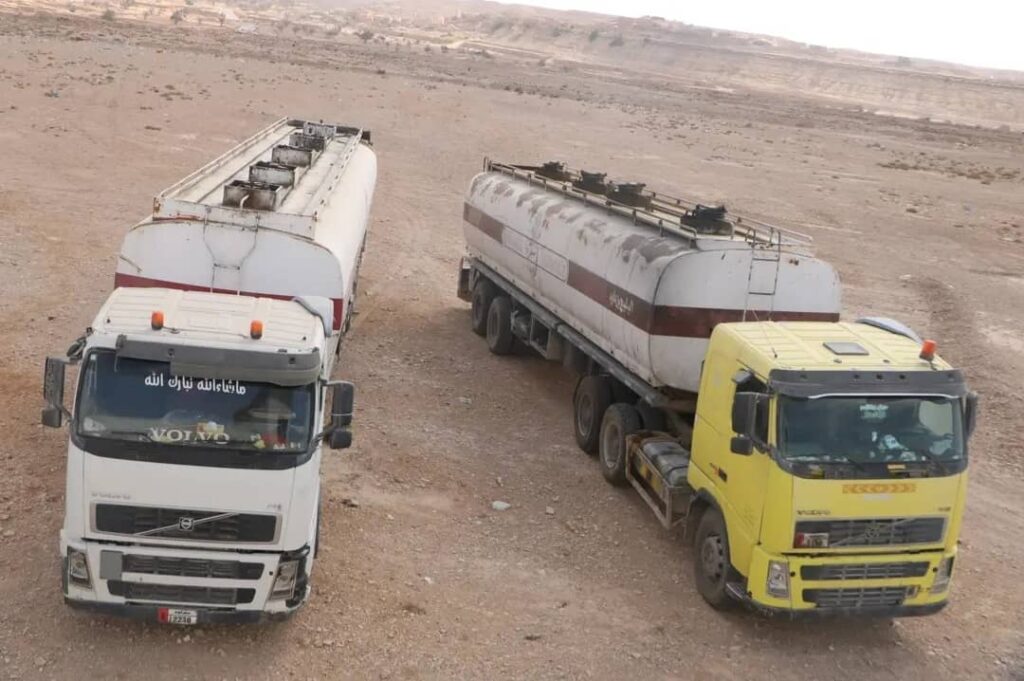 أجهزة الأمن في غيل بن يمين تباشر التحقيق في واقعة تفريغ غير قانوني لمادة الديزل المخصصة لكهرباء ساحل حضرموت أجهزة الأمن في غيل بن يمين تباشر التحقيق في واقعة تفريغ غير قانوني لمادة الديزل المخصصة لكهرباء ساحل حضرموت