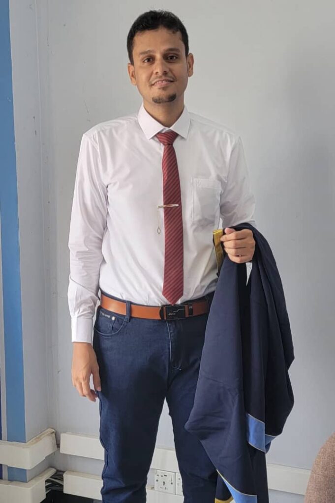 الباحث عمر غيثان ينال درجة الماجستير بامتياز مرتفع من جامعة حضرموت الباحث عمر غيثان ينال درجة الماجستير بامتياز مرتفع من جامعة حضرموت