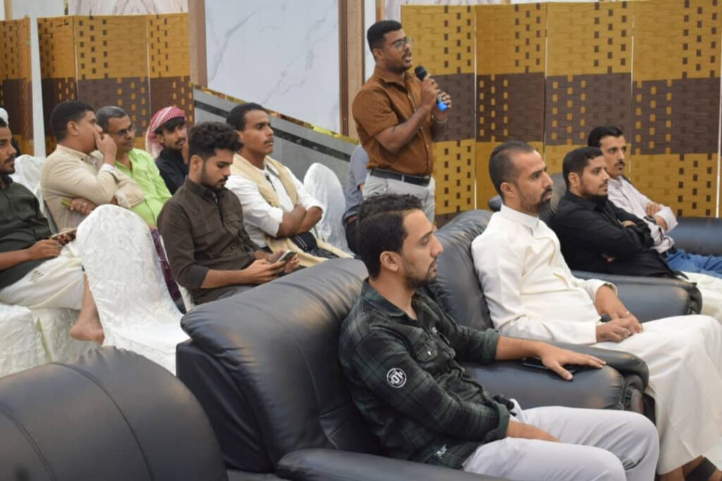 المكلا : جلسة حوارية مفتوحة لنخبة من شباب حضرموت مع الأمين العام لمؤتمر حضرموت الجامع المكلا : جلسة حوارية مفتوحة لنخبة من شباب حضرموت مع الأمين العام لمؤتمر حضرموت الجامع