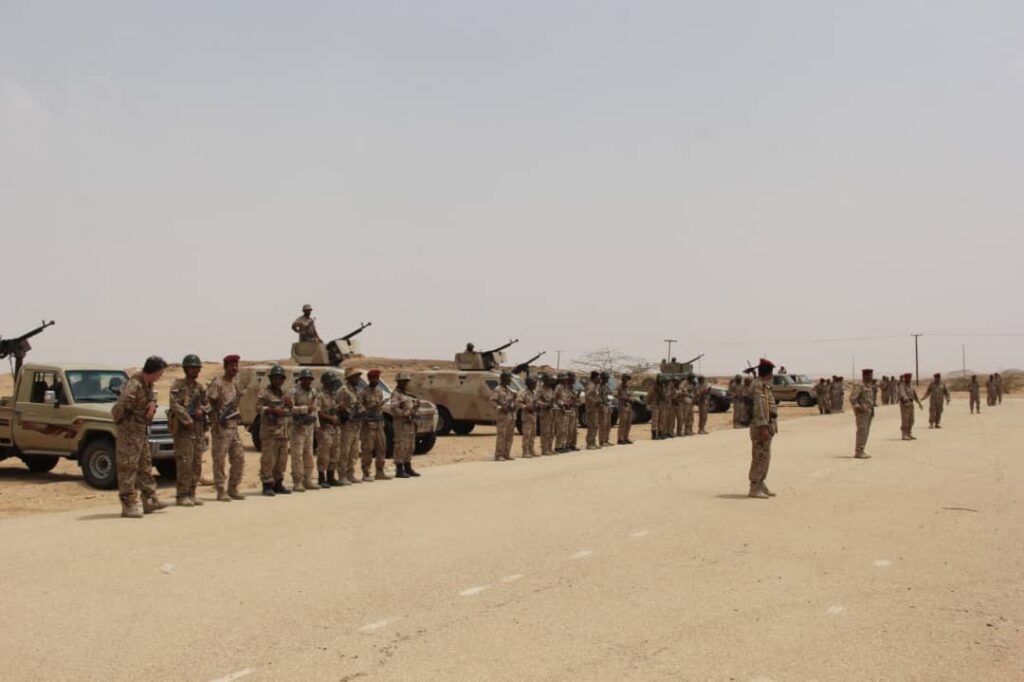 بقيادة اللواء الركن صالح محمد الجعيملاني تحركات عسكرية لتعزيز الأمن في المديريات الصحراوية شرق حضرموت "صور" بقيادة اللواء الركن صالح محمد الجعيملاني تحركات عسكرية لتعزيز الأمن في المديريات الصحراوية شرق حضرموت "صور"