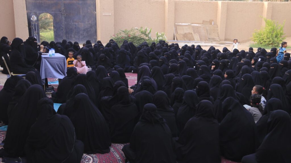 اجتماع نسوي حاشد يضيء العنين ويؤكد على دور المرأة في مسيرة الثورة الجنوبية الثانية اجتماع نسوي حاشد يضيء العنين ويؤكد على دور المرأة في مسيرة الثورة الجنوبية الثانية