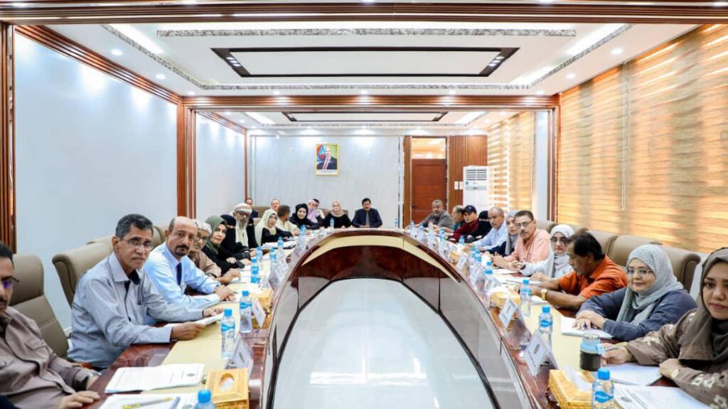 الهيئة الإدارية للجمعية الوطنية تُحيي تضحيات شهداء مجزرة زنجبار الدامية في ذكراها الـ16 الهيئة الإدارية للجمعية الوطنية تُحيي تضحيات شهداء مجزرة زنجبار الدامية في ذكراها الـ16