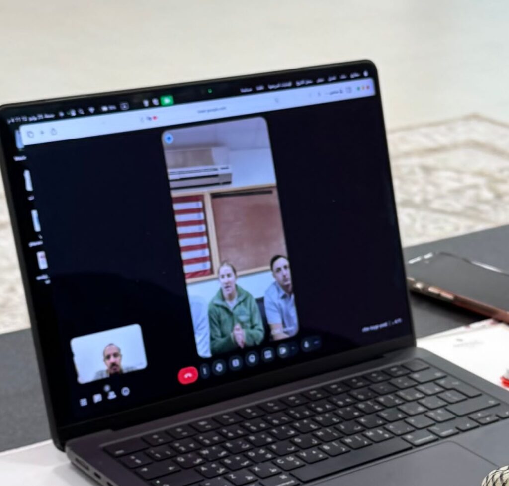 محافظ حضرموت يبحث مع الفريق المدني الأمريكي الجديد تعزيز الشراكة التنموية والأمنية محافظ حضرموت يبحث مع الفريق المدني الأمريكي الجديد تعزيز الشراكة التنموية والأمنية