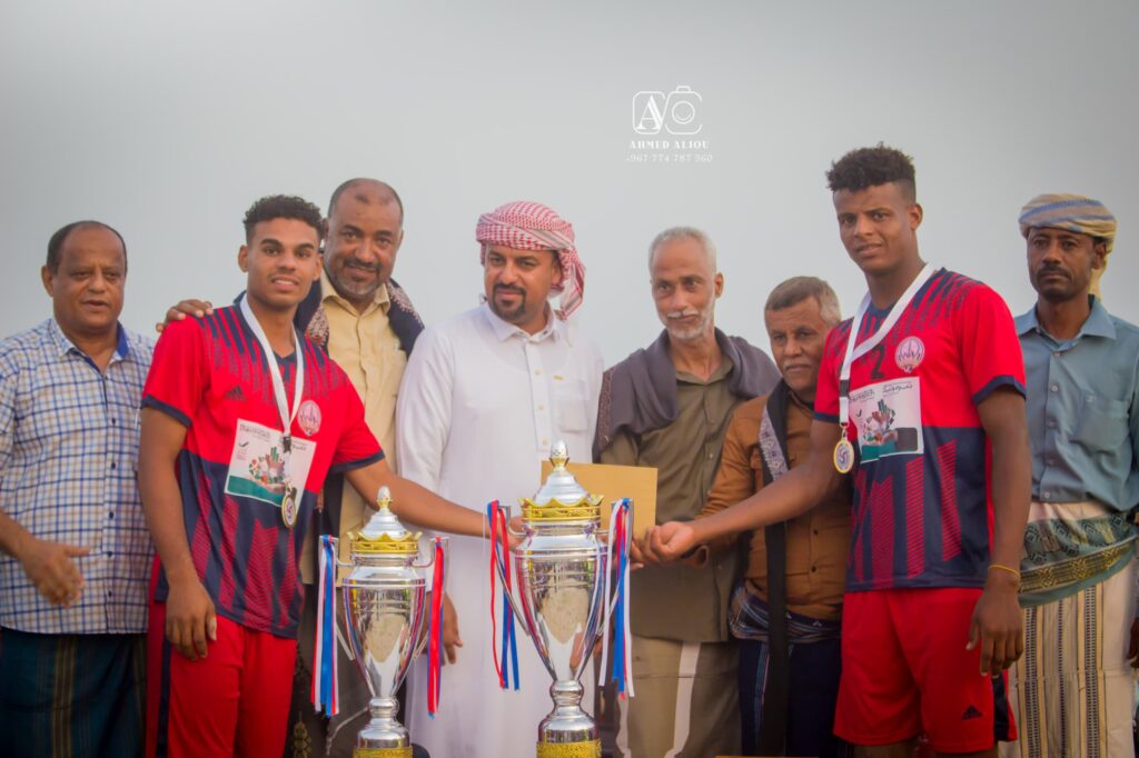 نادي أهلي عدن أ يتوج بلقب بطولة المحتمية الأولى للكرة الطائرة الشاطئية. نادي أهلي عدن أ يتوج بلقب بطولة المحتمية الأولى للكرة الطائرة الشاطئية.