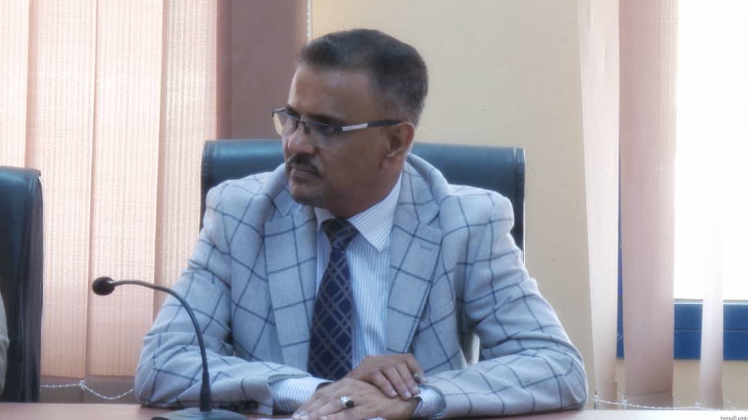 الأمين العام لمحلي حضرموت يُشرف على فتح مظاريف مشروع استكمال وترميم سور جامعة حضرموت منطقة فلك الأمين العام لمحلي حضرموت يُشرف على فتح مظاريف مشروع استكمال وترميم سور جامعة حضرموت منطقة فلك