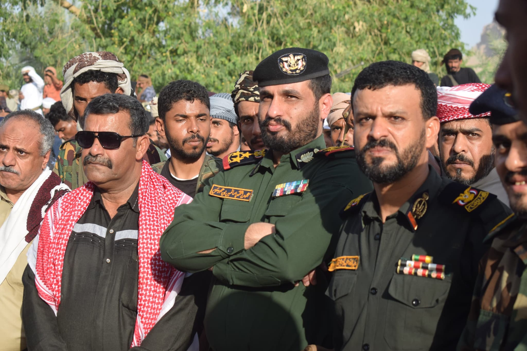 نقل تعازي رئيس حلف قبائل حضرموت .. قائد قوات حماية حضرموت يشارك في مراسيم تشييع العقيد أنيس التميمي نقل تعازي رئيس حلف قبائل حضرموت .. قائد قوات حماية حضرموت يشارك في مراسيم تشييع العقيد أنيس التميمي