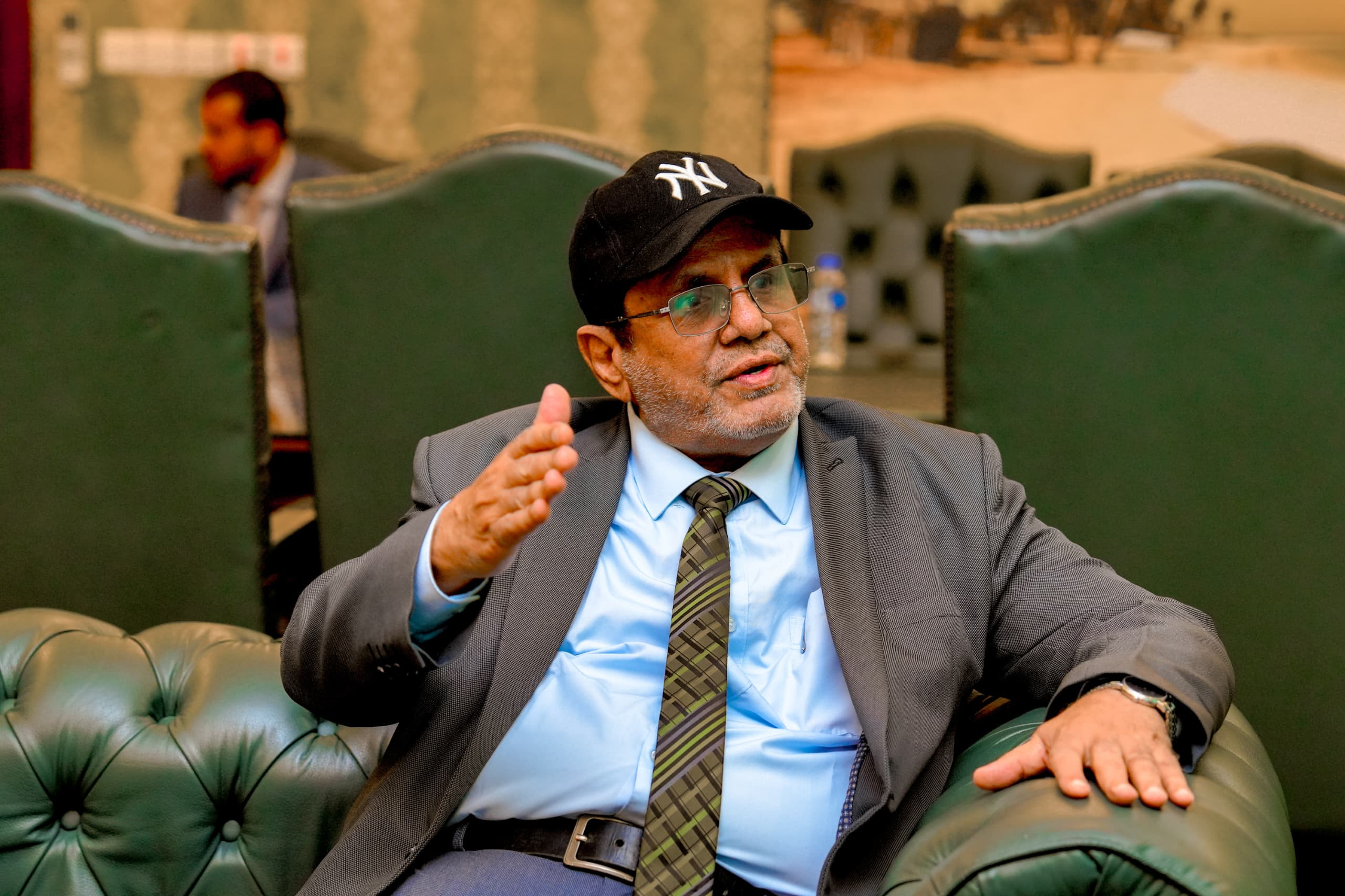 الرئيس الزُبيدي يلتقي قيادة قطاع الطيران ويؤكد دعم جهود إعادة بناء القطاع وتطويره الرئيس الزُبيدي يلتقي قيادة قطاع الطيران ويؤكد دعم جهود إعادة بناء القطاع وتطويره