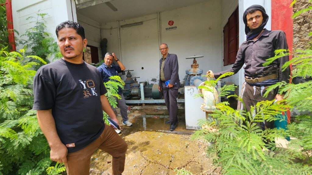 في ظل تفاقم أزمة المياه.. المجلس الأعلى للمقاومة يدشن لجنة رقابة شعبية للإشراف على الأداء الخدمي بتعز في ظل تفاقم أزمة المياه.. المجلس الأعلى للمقاومة يدشن لجنة رقابة شعبية للإشراف على الأداء الخدمي بتعز