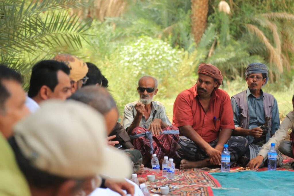 ضمن الأنشطة المصاحبة لفعاليات مهرجان النخيل والتمور بوادي وصحراء حضرموت… مدير عام مكتب الزراعة والري يزور مديرية شبام "شاهد الصور" ضمن الأنشطة المصاحبة لفعاليات مهرجان النخيل والتمور بوادي وصحراء حضرموت… مدير عام مكتب الزراعة والري يزور مديرية شبام "شاهد الصور"